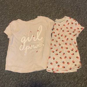 Set of 2 old navy T-shirt’s 18-24m